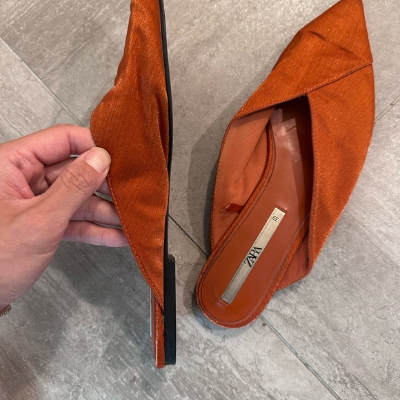 Zara Women's Satin Orange Flat slides 39 - Picture 5 of 5